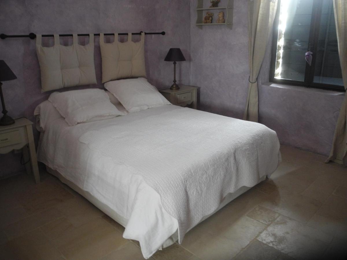 Bed and Breakfast Oustau De Piera Горд Экстерьер фото